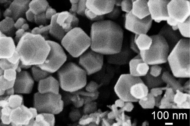Inductively heatable iron oxide particles